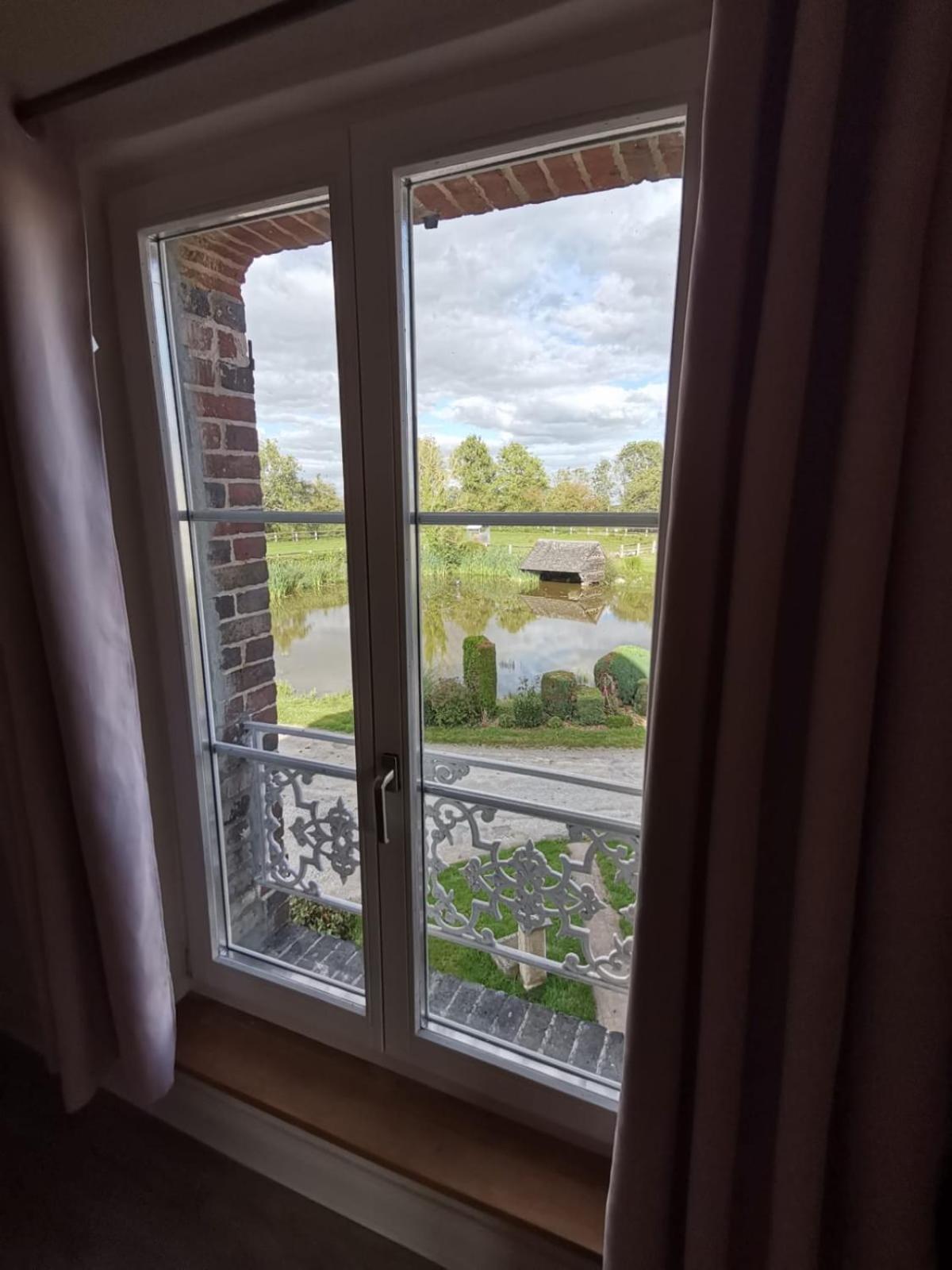 Manoir Du Taillis Bed & Breakfast Heugon Luaran gambar